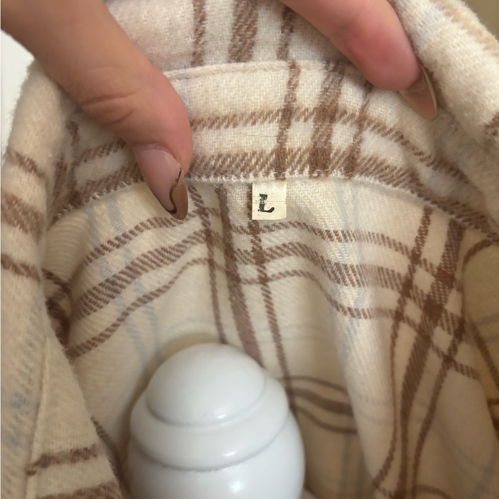 Women’s shacket - Picture 3 of 3